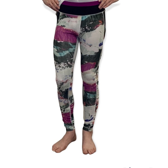 Lululemon high-waisted colourful leggings. Pockets and ruches on the sides - Picture 6 of 9